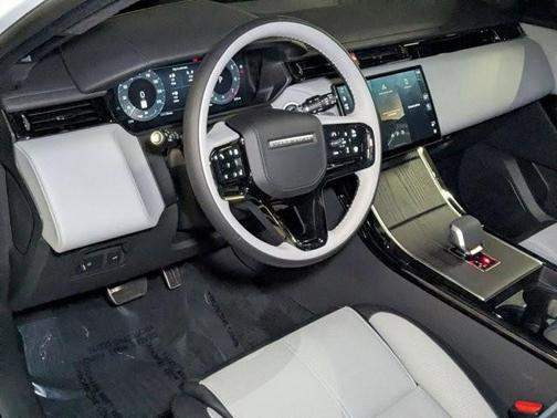 2026 Land Rover Range Rover Velar P400 Autobiography