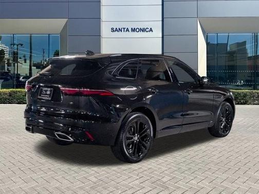 2026 Jaguar F-PACE P400 R-Dynamic S
