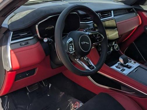 2026 Jaguar F-PACE SVR 575 Edition