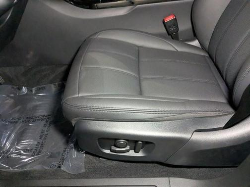 2026 Land Rover Range Rover Evoque Core S