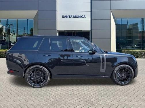 2023 Land Rover Range Rover P530 SE