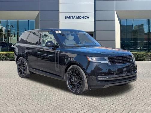 2023 Land Rover Range Rover P530 SE