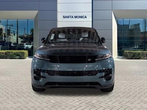 2025 Land Rover Range Rover Sport P360 SE