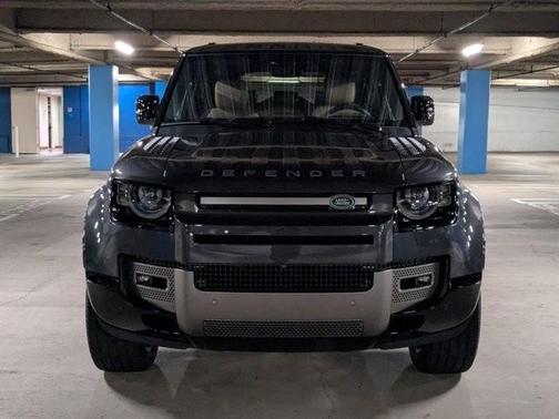 2025 Land Rover Defender P400 X-Dynamic SE