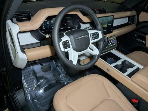 2025 Land Rover Defender P400 X-Dynamic SE