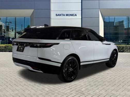 2026 Land Rover Range Rover Velar Dynamic SE