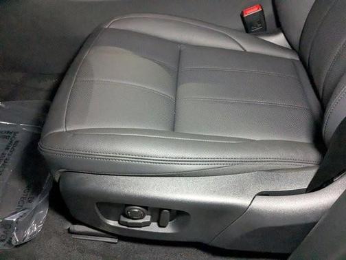 2026 Land Rover Range Rover Evoque Core S