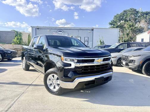 Black 2025 Chevrolet Silverado 1500 LT