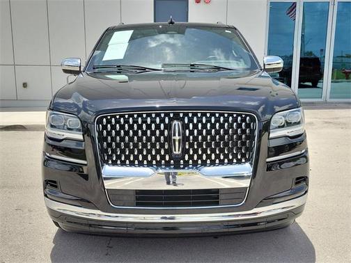 2022 Lincoln Navigator Black Label