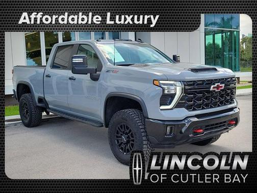 2025 Chevrolet Silverado 2500 4WD Crew Cab Standard Bed ZR2