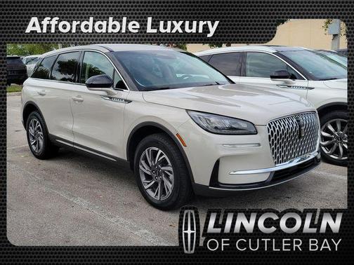 Ceramic Pearl Metallic Tinted Clearcoat 2023 Lincoln Corsair Standard