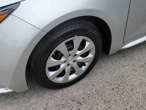 Classic Silver Metallic 2023 Toyota Corolla LE
