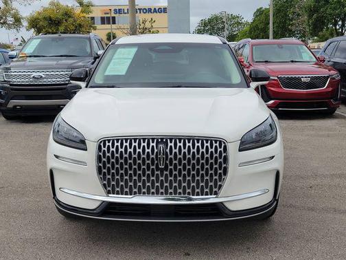 2023 Lincoln Corsair Standard