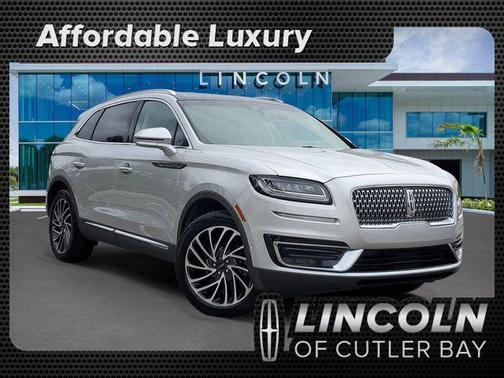 Ingot Silver Metallic 2019 Lincoln Nautilus Reserve