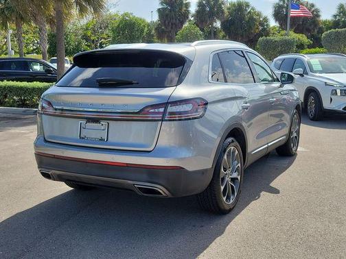 Silver Radiance 2021 Lincoln Nautilus Reserve