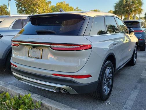 2023 Lincoln Corsair Standard