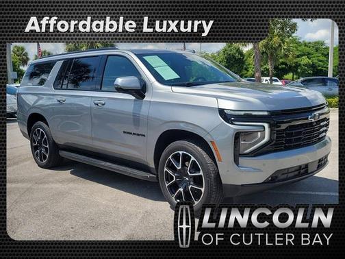 2025 Chevrolet Suburban RST