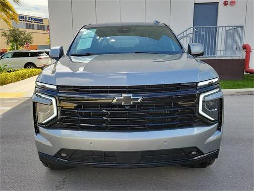 2025 Chevrolet Suburban RST