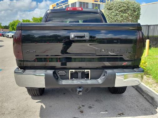 2018 Toyota Tundra SR5