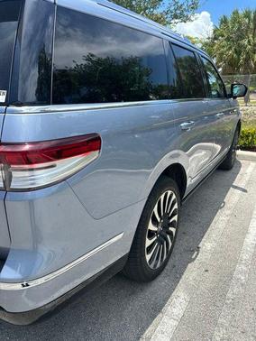 Chroma Crystal Blue Metallic Premium Colorant 2024 Lincoln Navigator Black Label