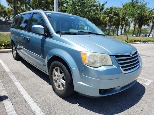 2008 Chrysler Town & Country Touring