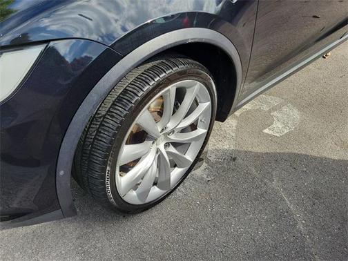 2017 Tesla Model X 90D