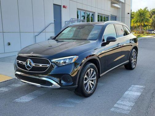 2023 Mercedes-Benz GLC 300 Base