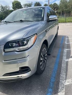 2022 Lincoln Navigator Black Label
