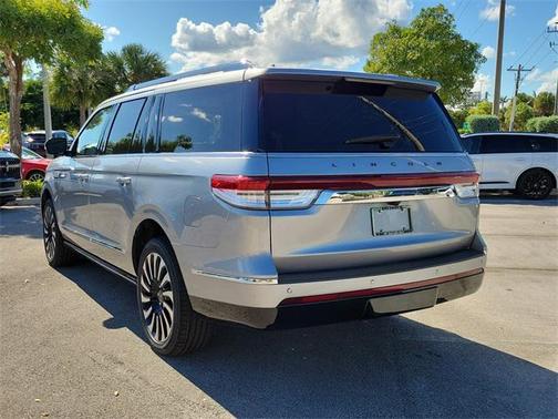 2022 Lincoln Navigator Black Label