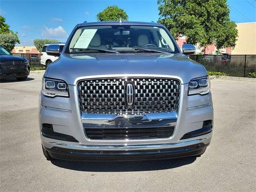 2022 Lincoln Navigator Black Label