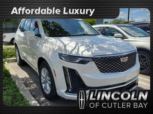 2021 Cadillac XT6 Luxury FWD