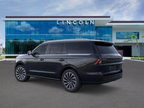Infinite Black Metallic Clearcoat 2026 Lincoln Navigator Black Label