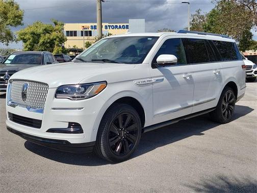 2022 Lincoln Navigator Reserve