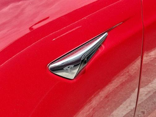 Red Multi-Coat 2017 Tesla Model S 60