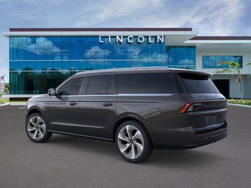 Chroma Caviar Dark Gray Metallic Clearcoat 2026 Lincoln Navigator Black Label