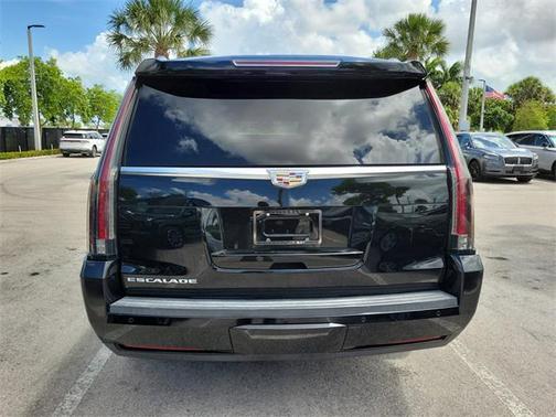 2015 Cadillac Escalade ESV Luxury