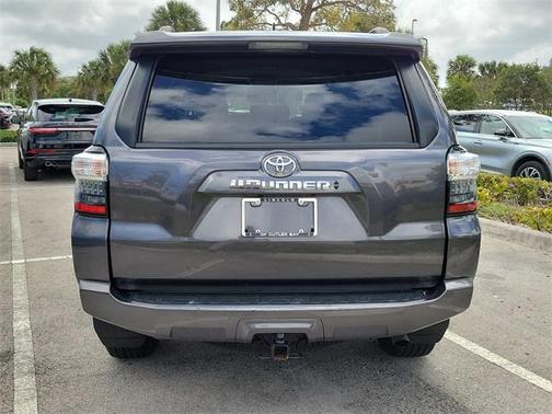 2022 Toyota 4Runner SR5