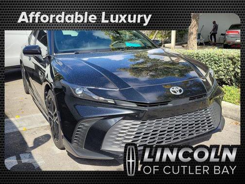 Midnight Black Metallic 2025 Toyota Camry SE