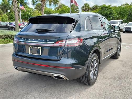 2022 Lincoln Nautilus Standard