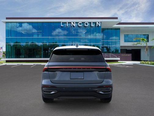 Whisper Blue Metallic Clearcoat 2026 Lincoln Nautilus Premiere