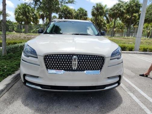 2022 Lincoln Aviator Reserve