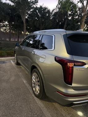 2023 Cadillac XT6 Premium Luxury FWD