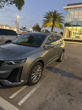 2023 Cadillac XT6 Premium Luxury FWD