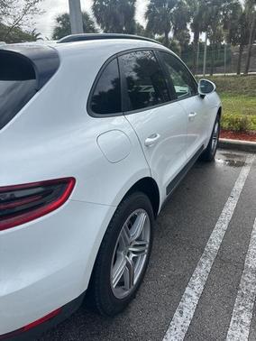 2015 Porsche Macan S