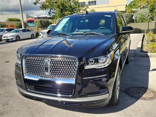 2024 Lincoln Navigator Premiere