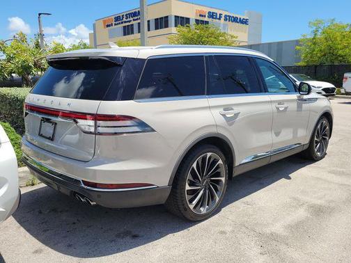Ceramic White 2020 Lincoln Aviator Reserve AWD