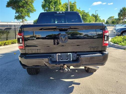 2024 RAM 2500 Limited Crew Cab 4x4 6'4' Box