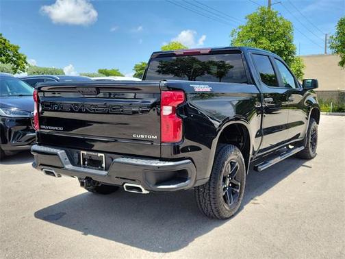 2022 Chevrolet Silverado 1500 Custom Trail Boss