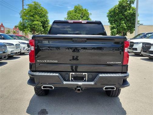 2022 Chevrolet Silverado 1500 Custom Trail Boss