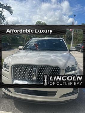 2023 Lincoln Navigator Reserve
